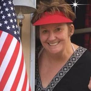 Meet your Posher, Lois